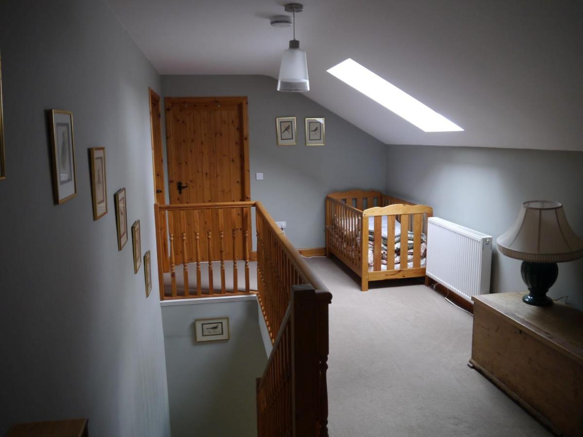 Old Coach House Apartment Moniaive Exterior photo